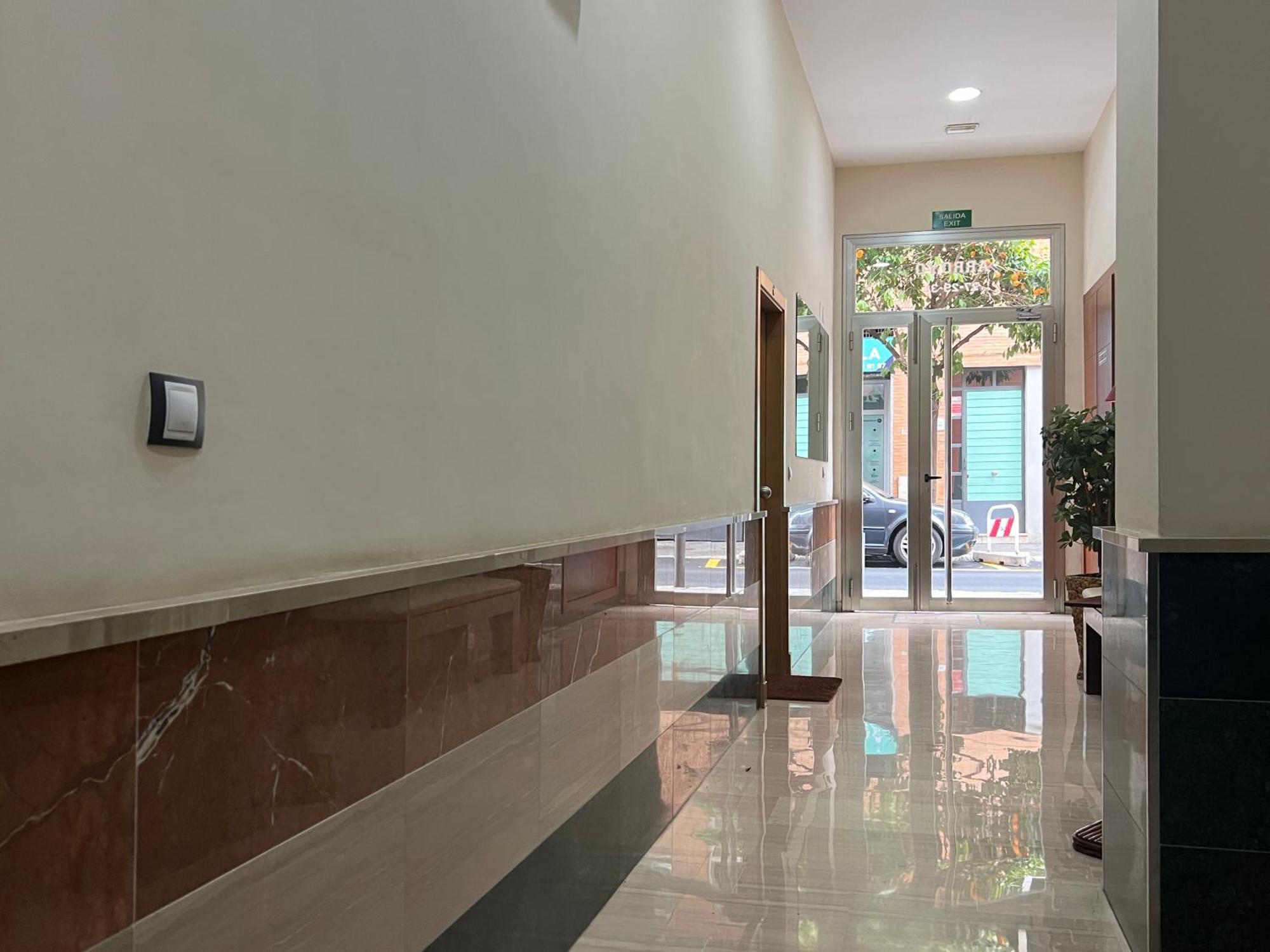 Studio City Center - Aloha Sevilla ภายนอก รูปภาพ